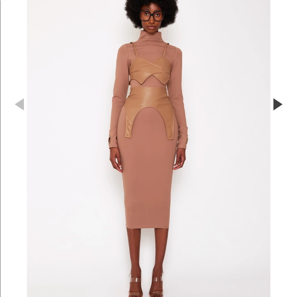 BBXBRAND GARTER MIDI DRESS